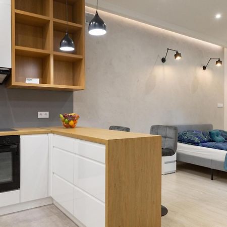 크라쿠프 Shy But Shining! Lovely, Stylish & Fully Equipped. 아파트 외부 사진