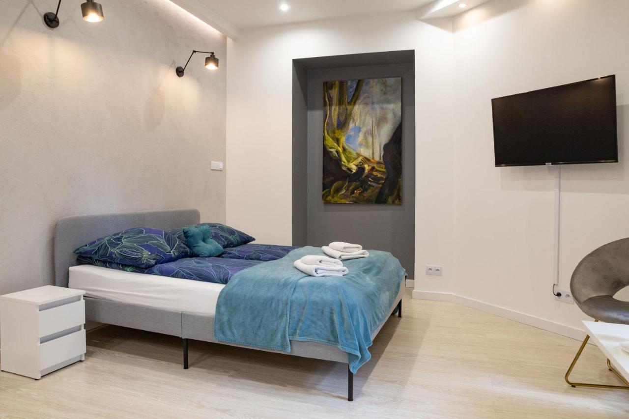 크라쿠프 Shy But Shining! Lovely, Stylish & Fully Equipped. 아파트 외부 사진