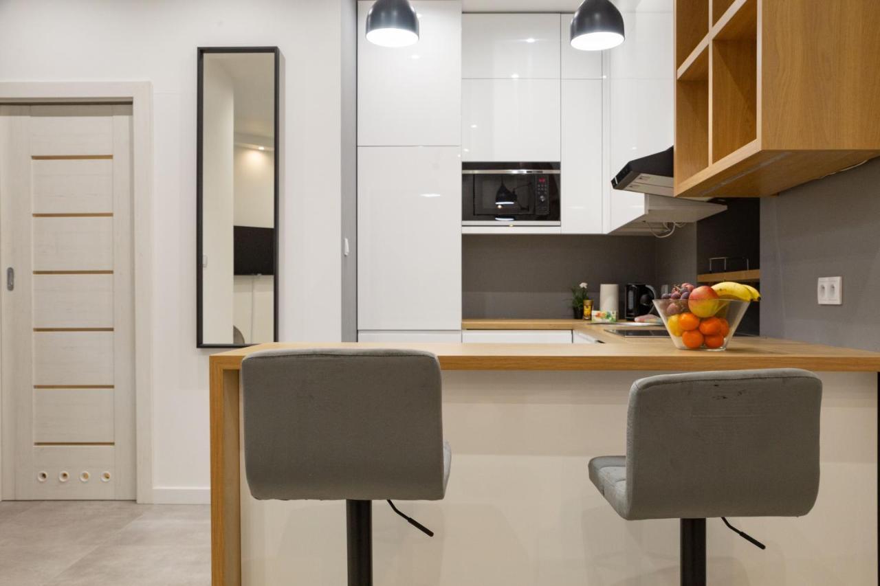 크라쿠프 Shy But Shining! Lovely, Stylish & Fully Equipped. 아파트 외부 사진